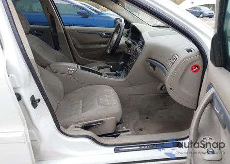 2007 Volvo V70 2.4 from USA, damaged, VIN YV1SW612872659723